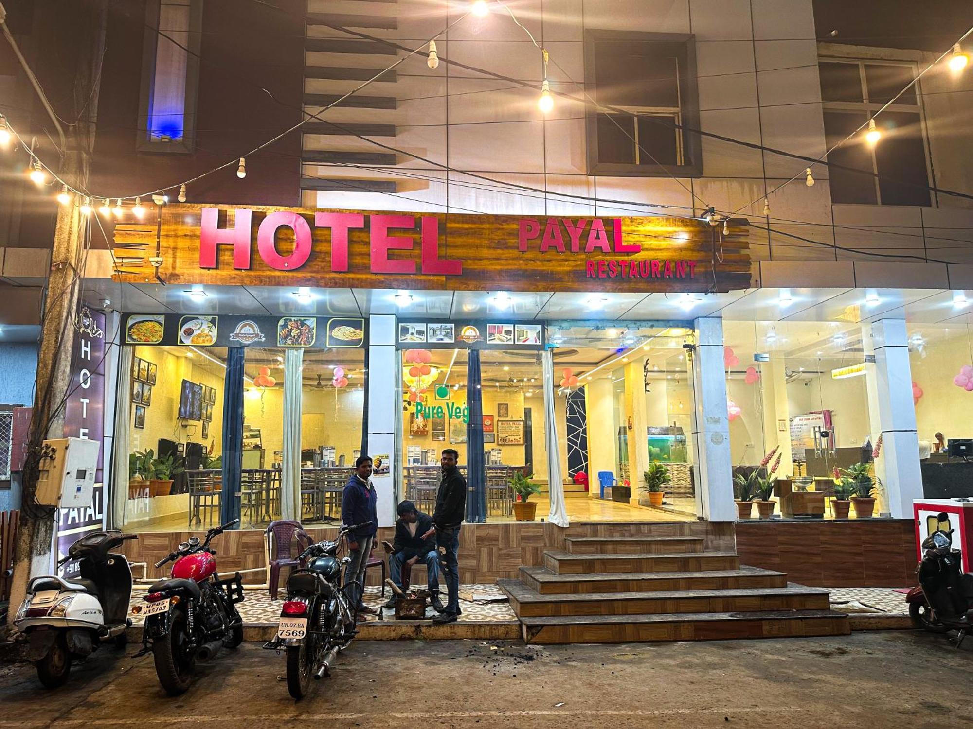 Hotel Payal & Restaurent Pachmarhi Luaran gambar