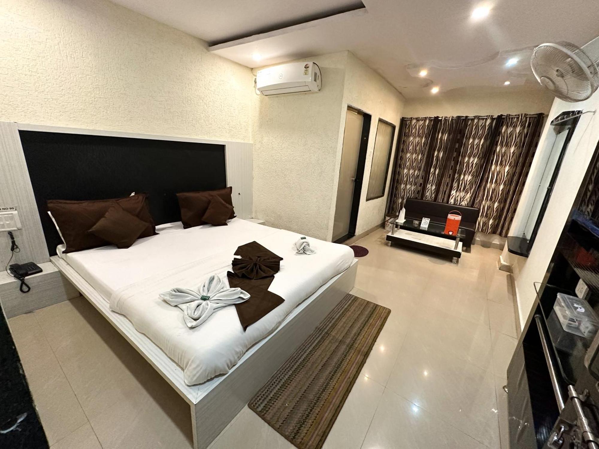 Hotel Payal & Restaurent Pachmarhi Luaran gambar